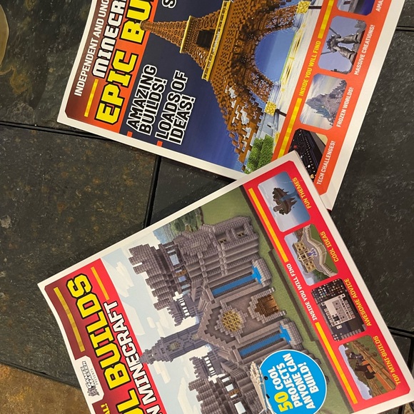 Minecraft Cool Builds and Epic Builds book set 2! - Picture 5 of 7